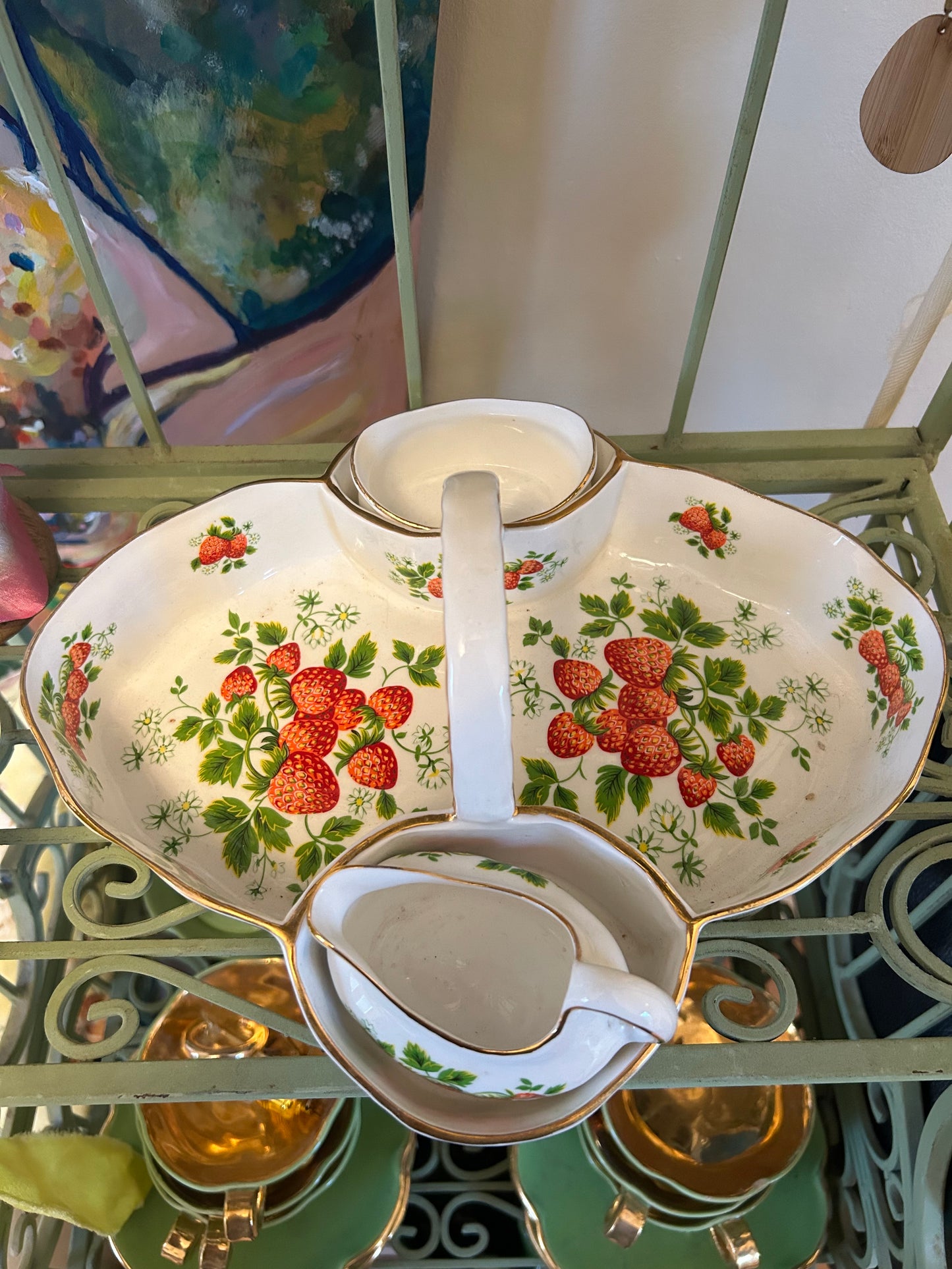 Bone China Strawberry Basket